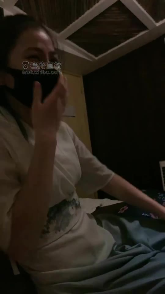 婷宝 足疗店调教双奴
