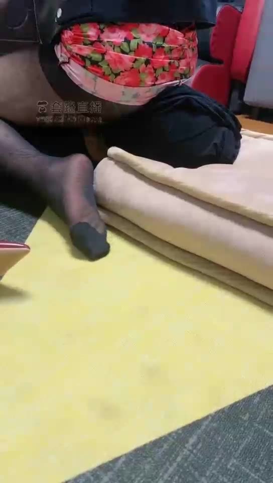 苏州艾拉 坐脸 踩口 腿绞 深喉