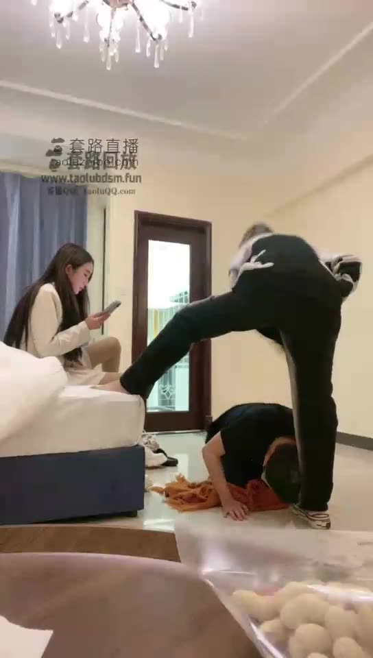 昕昕 捉奸男友 暴打成狗 二