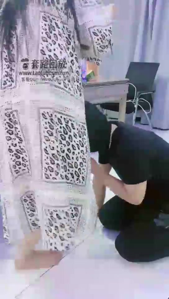 长春小溪 挑战500下耳光