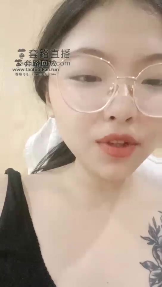 东营青青 闻内裤 卫生巾 口舌