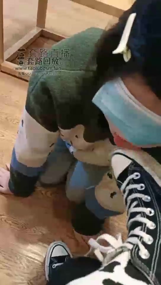 佳影 教小学妹做狗