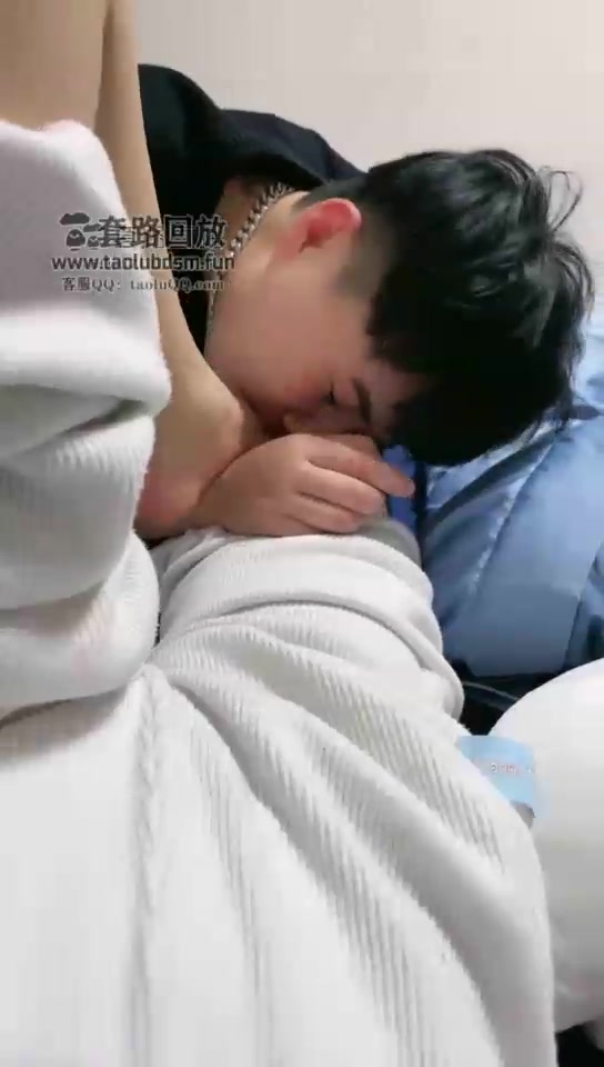 西柚 洗脚 舔足 全体重踩踏