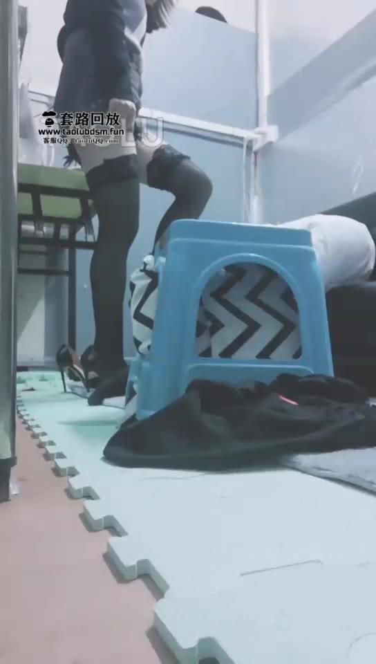 我是深圳风月s的狗 被主人强迫榨精 好痛苦