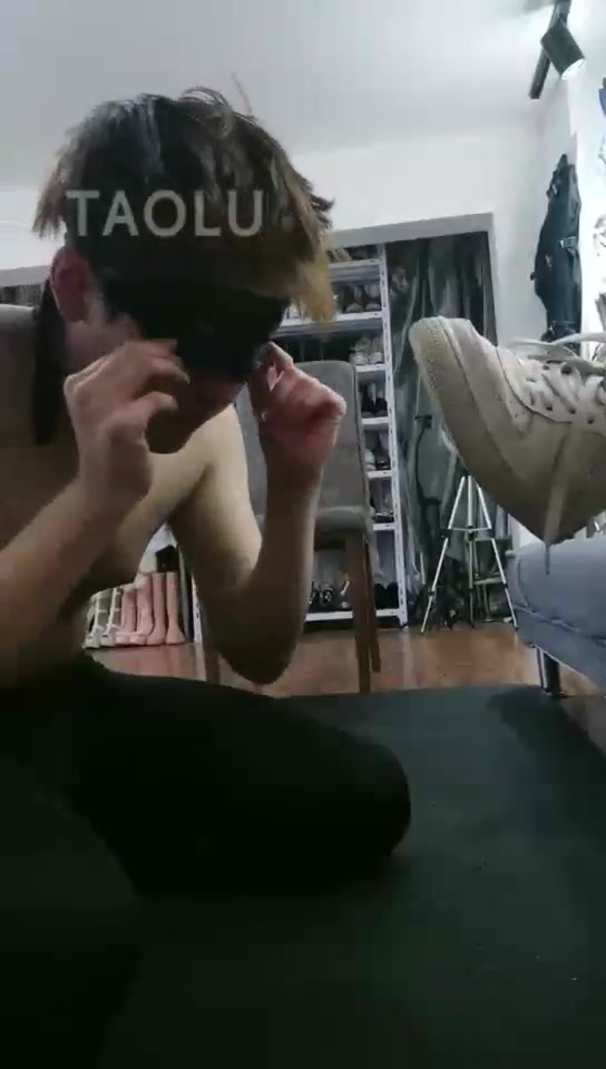 傲柔 圣水泡面 黄金拌饭 强迫吃 堵着嘴咽下去