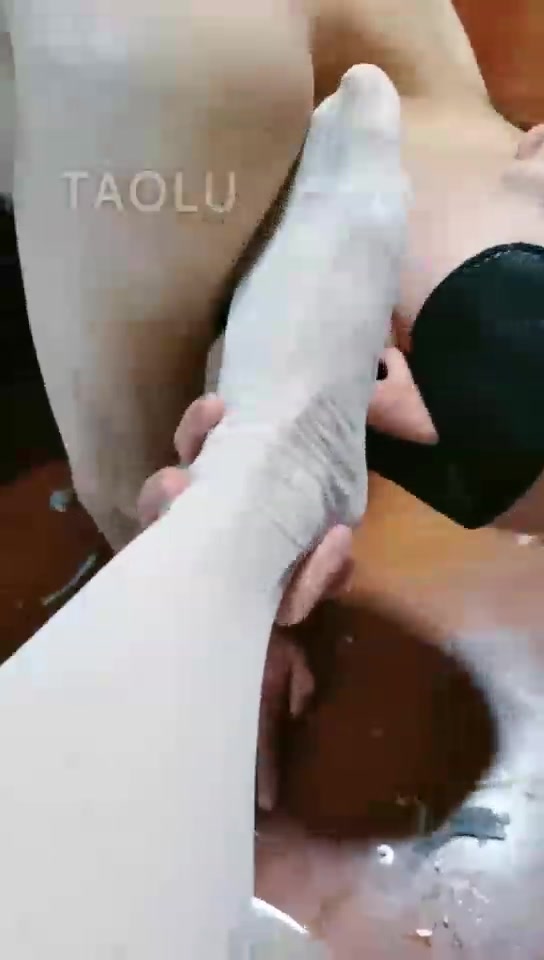 蓝烟小主 主人的鞋很香 坐脸 喂食