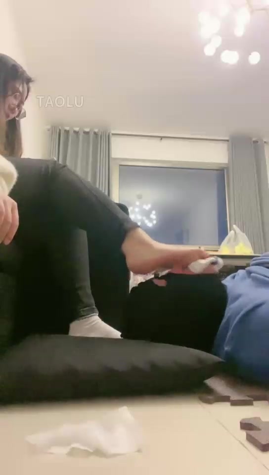 玖幽 踩着狗头 坐脸