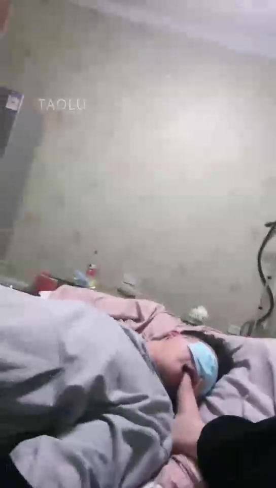 TS佳妮 狗子正在闻脚伺候中 15分钟
