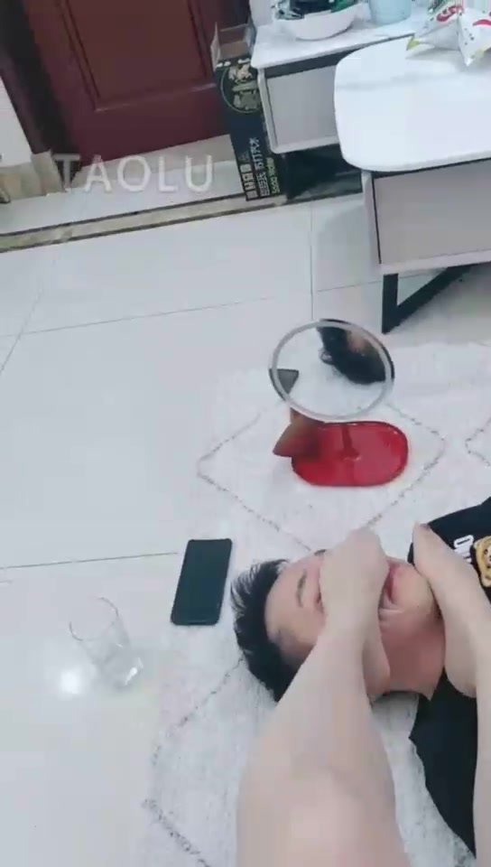 美丝大人 和闺蜜视频 羞辱贱狗 重度耳光 极限口水