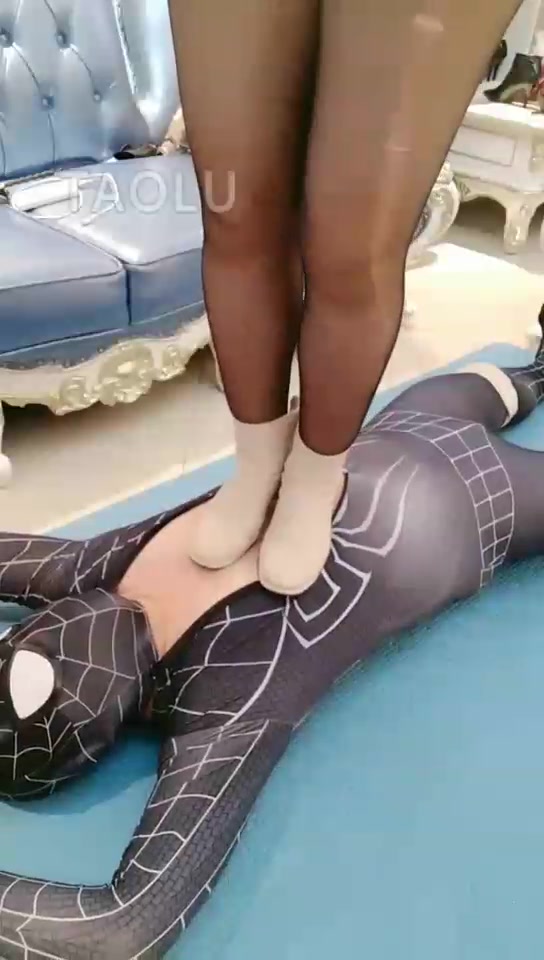 京S芯瑶 马桶 踩踏