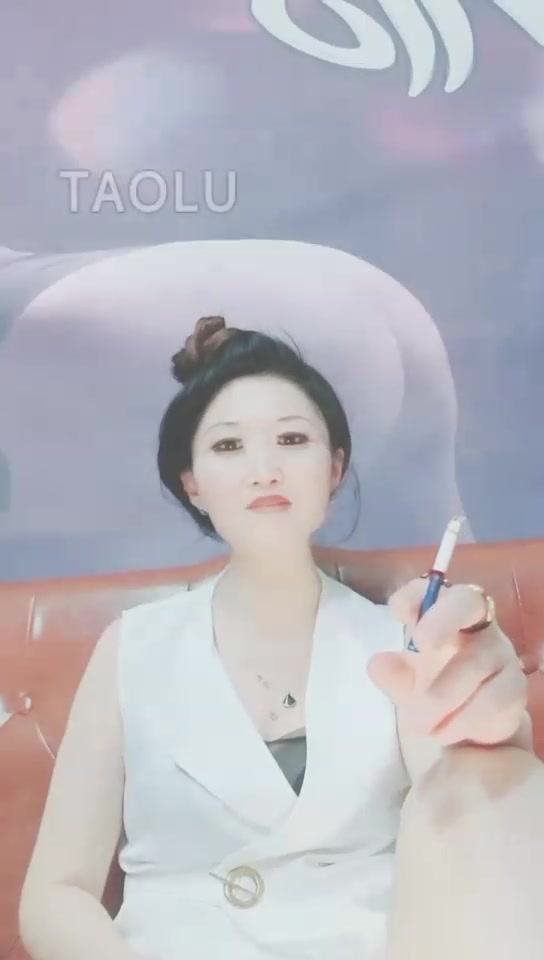 高冷范狠毒老师 高跟踩踏 虐乳 捆绑