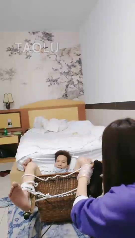 超高能 打狗狗的脚底