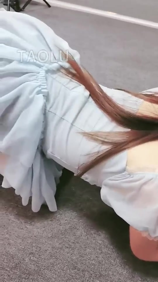 清见 母狗刚成年就被圈养了