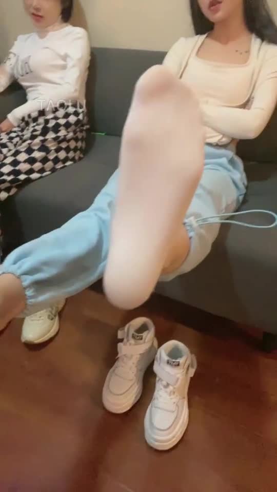 二宝 超颜值素人 重度长鞭