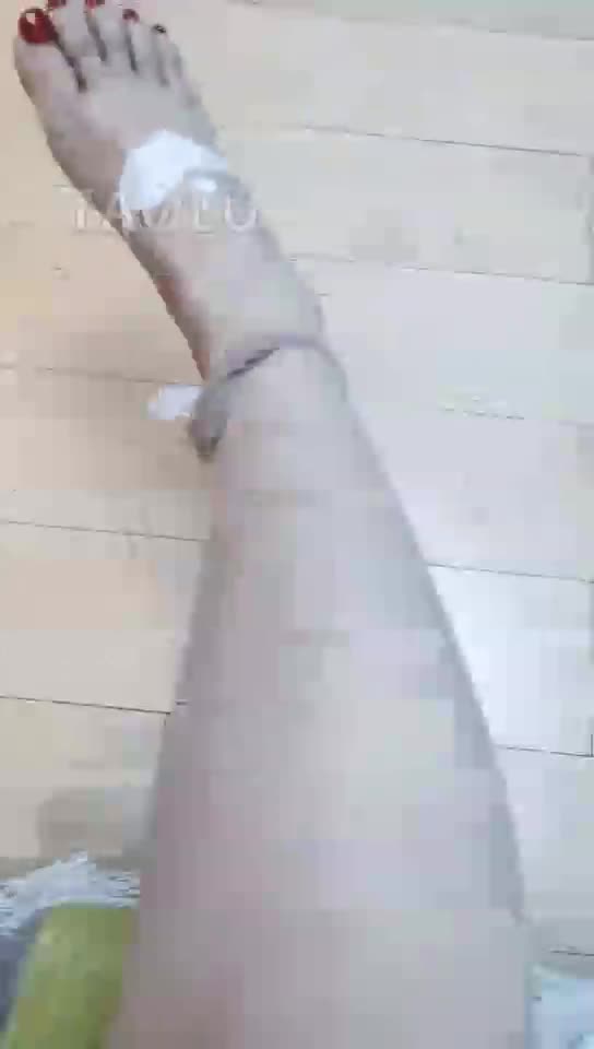 语晴 双主调教 圣水 钻胯 耳光