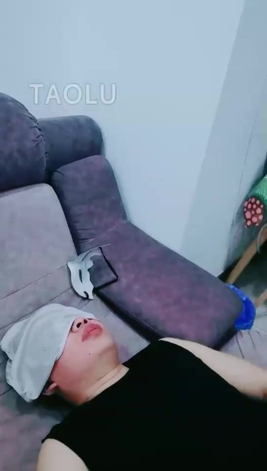 冰冰女主 裸足臭靴子耳光踢蛋蛋 二