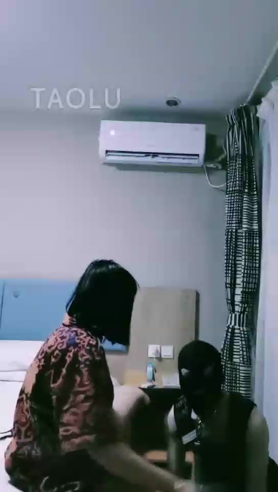 薇普 鞭打耳光 舔靴踩踏
