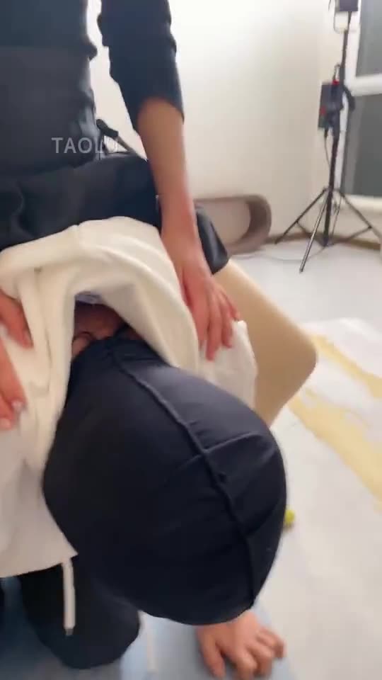 二宝 暴打摄影狗