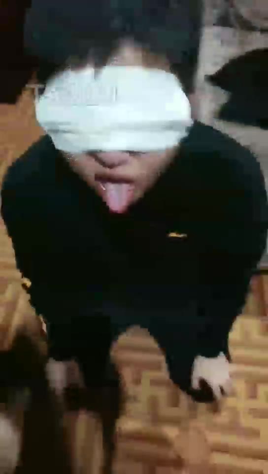 羽珊 圣水 脏鞋底 耳光羞辱