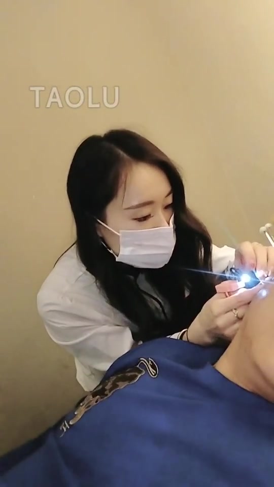 德意户外 开发成功 天生丽质的红牌佳丽 采耳女神