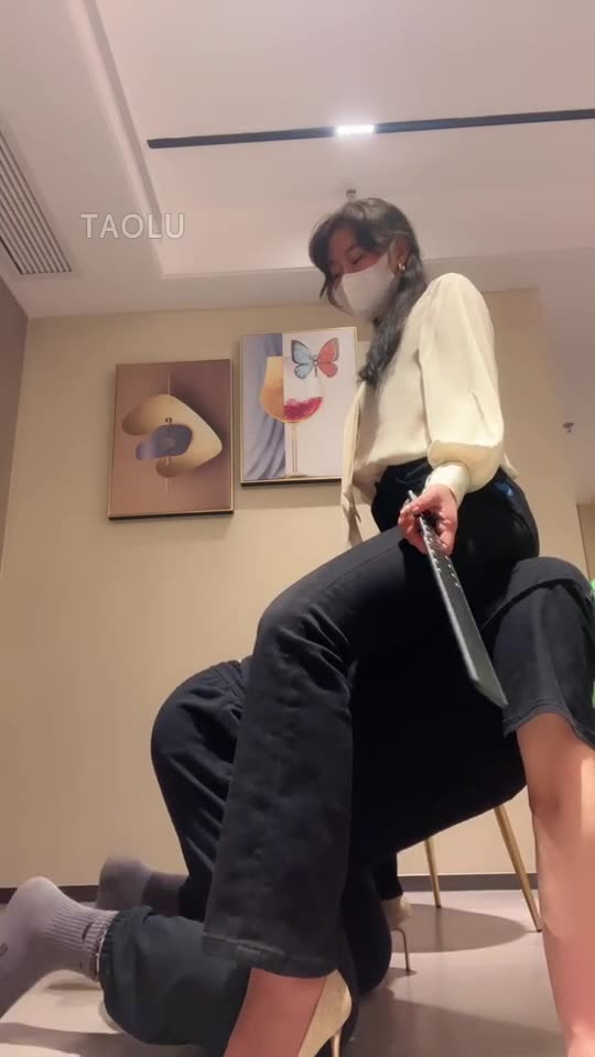 禾未 第八弹 公畜贱臀 揪头耳光 羞辱家奴