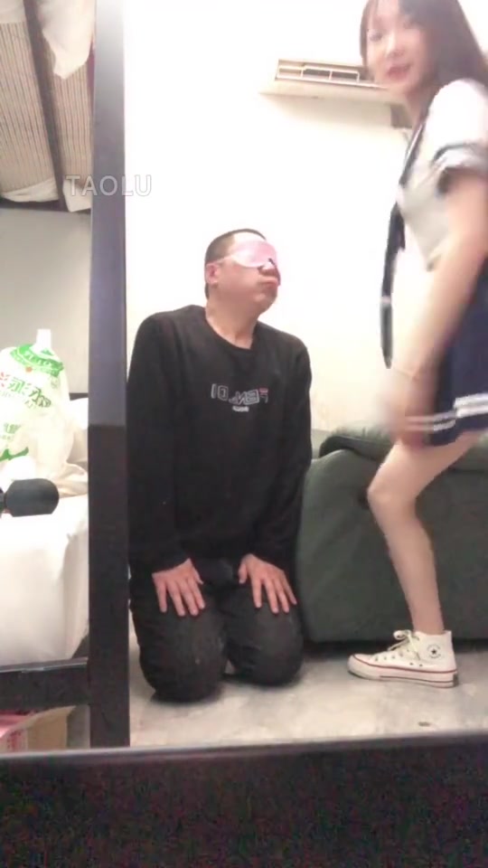 精神小妹 暴虐文文