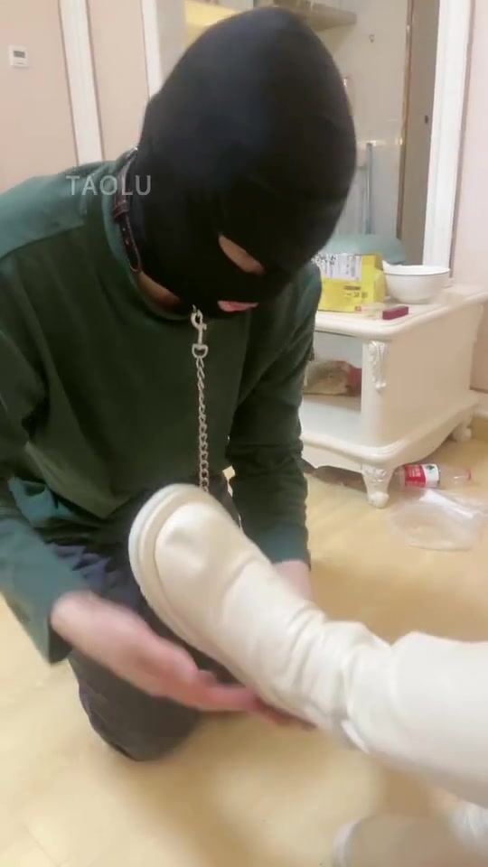 扶摇 带素人闺蜜玩蠢狗