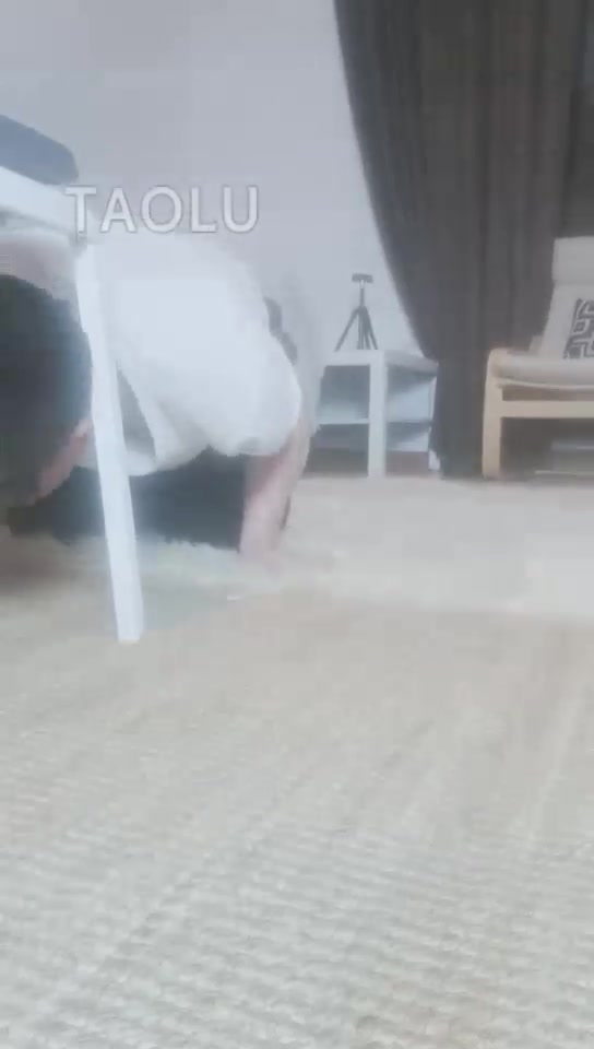 巴莉女王 日常训狗贱狗