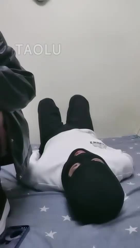 黑兔sama 帆布鞋踩踏 最后红绿灯