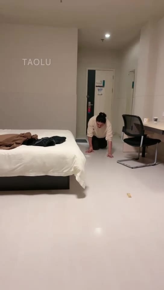 施施 首次开播 调教前男友