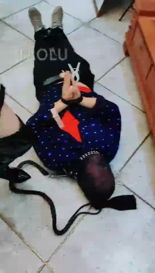 语晴 装卸工的灰色轨迹