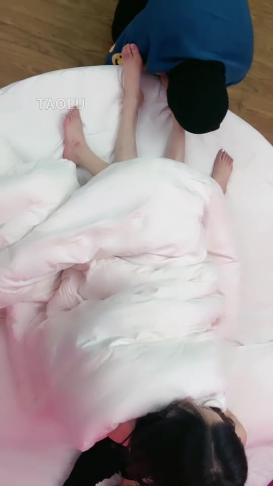 逗逗 极致诱惑 床下的贱狗伺候