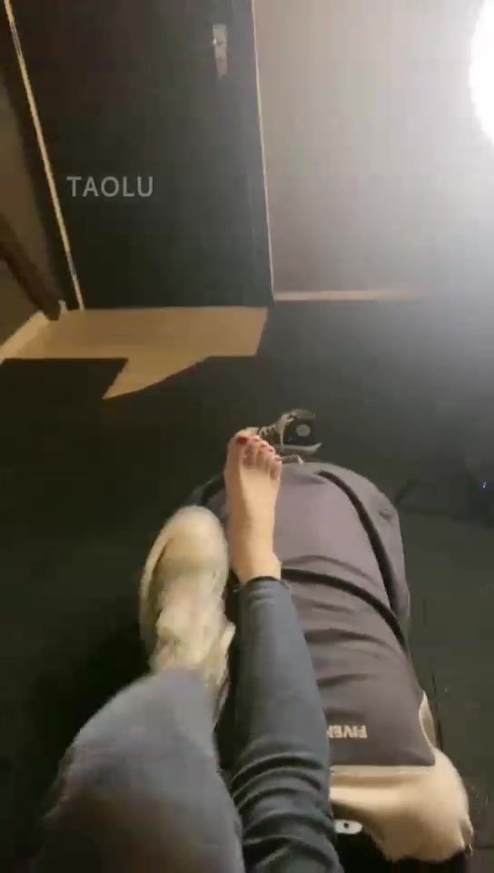 西柚 贱狗晚上发骚 二