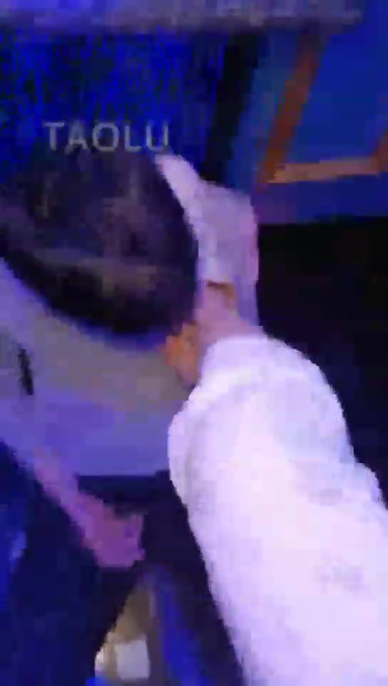 上海户外gogogo 睡衣小姐姐 KTV调教