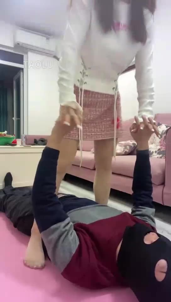 巴莉女王 惩罚出轨男友
