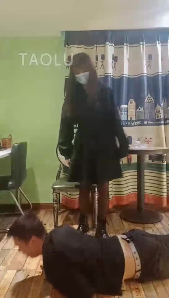 第一帅男神 小静首次暴打男神 下集