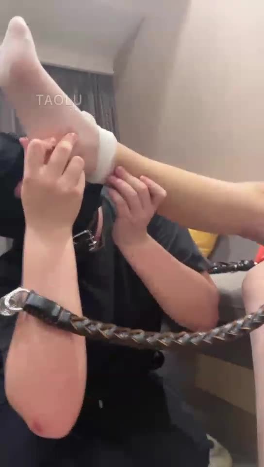 关关 给私奴上课
