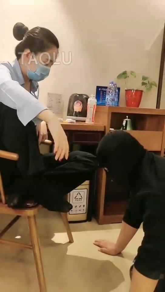 北京嘉文 惩罚 耳光 鞭耳光 羞辱