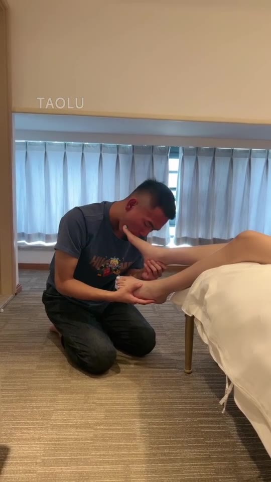 沐清忧 酒店玩脚奴