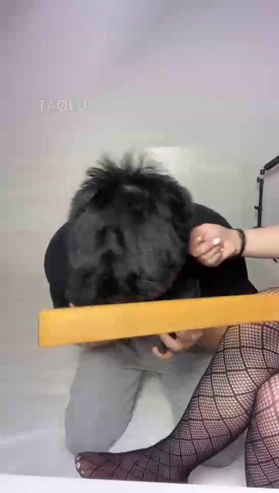 巴莉女王 小奶狗第一次
