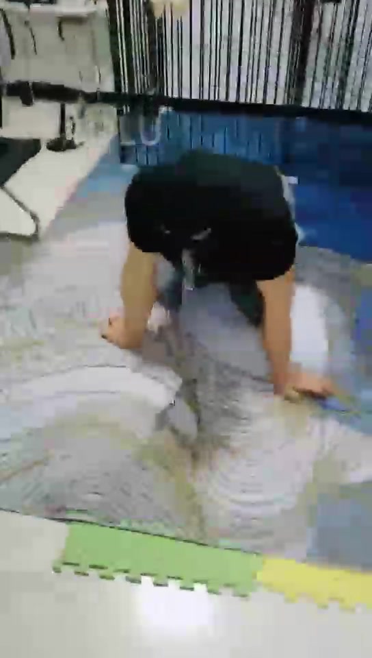 魔鬼天使女王 赏赐贱狗圣水