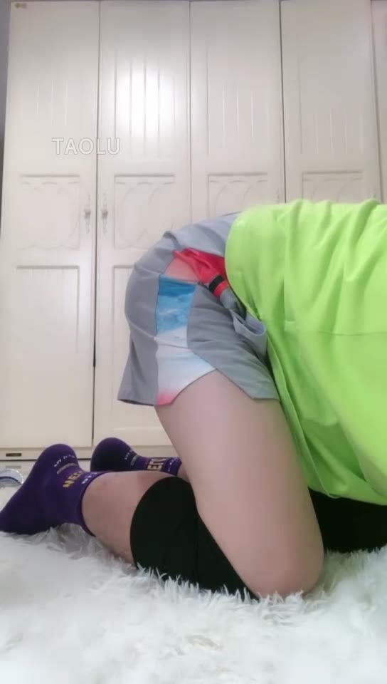 Linda琳达 看女王玩废废物狗
