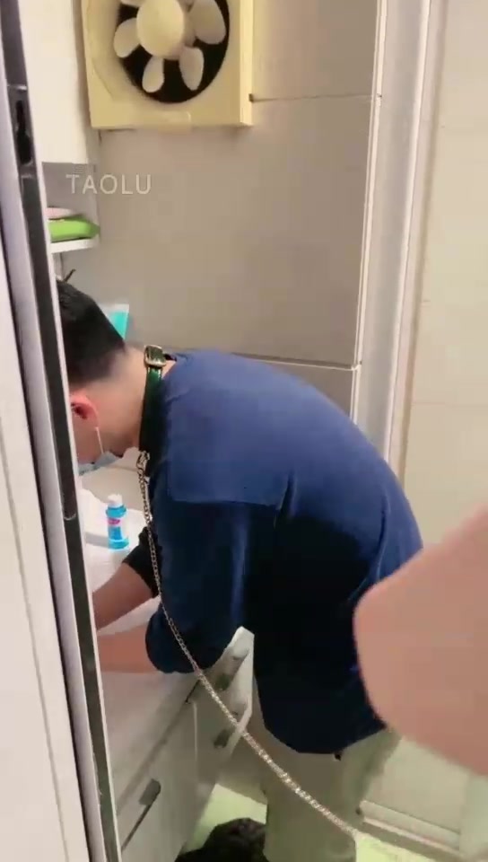 微希 素人司机来借宿