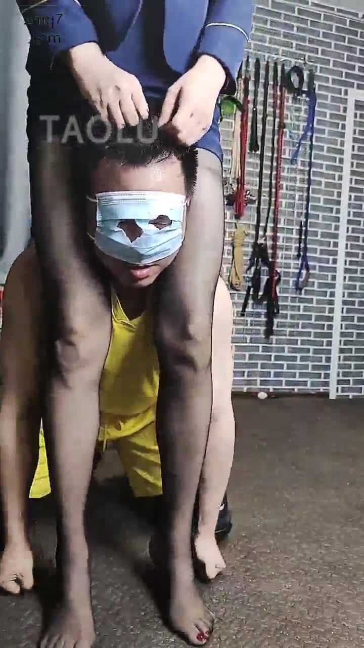 冷大人 空姐的脚奴