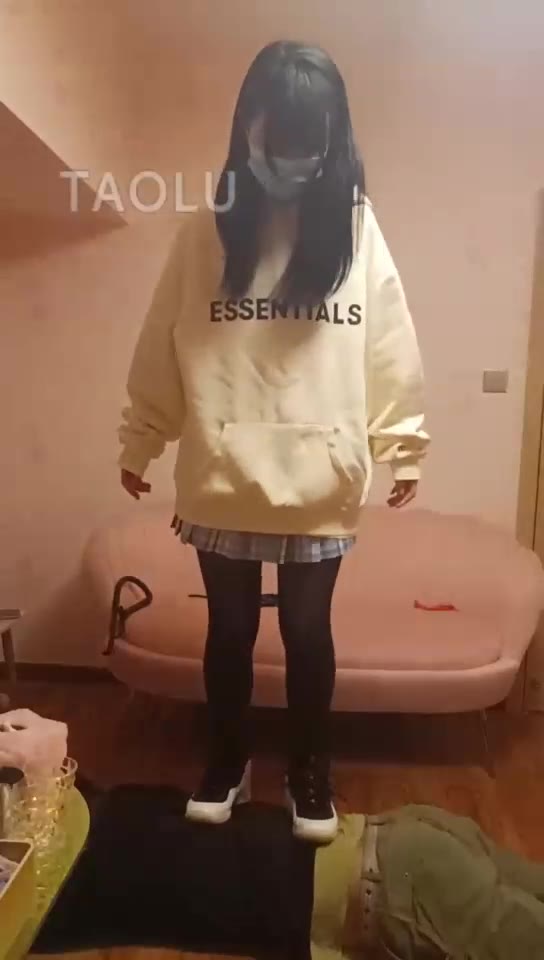 第一帅男神 女仆小七暴打男神