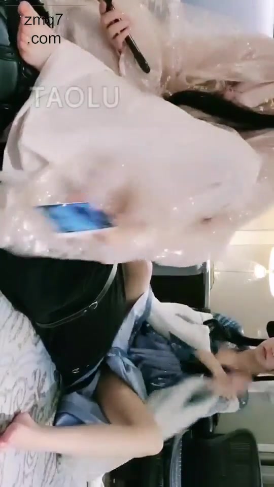 维妮 汉服唐制蝴蝶结