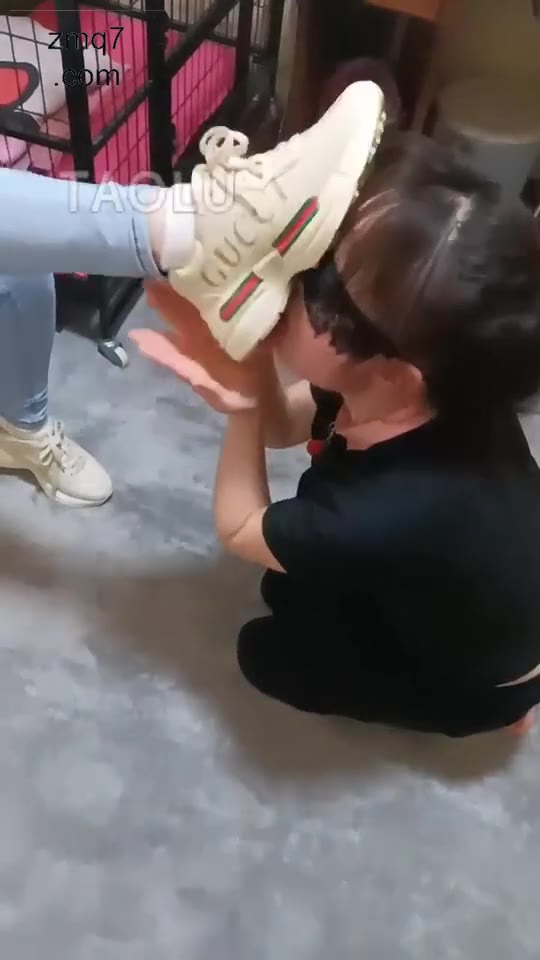 女慕乐 主人带闺蜜玩弄我