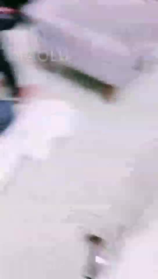 佛山佛果 暴打口嗨狗 一顿严惩