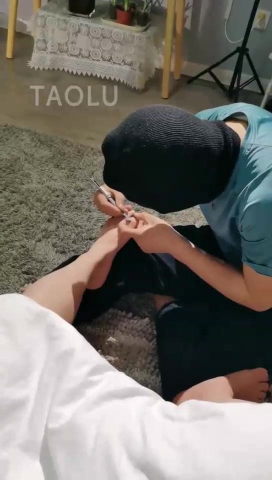 西安乐姐 惩罚家奴 五十大板不留情