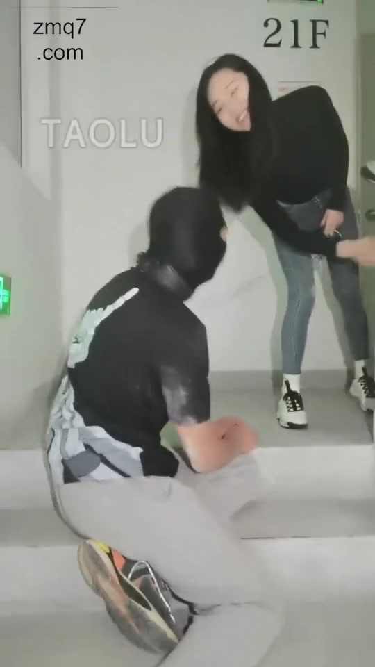 药神 楼道调教